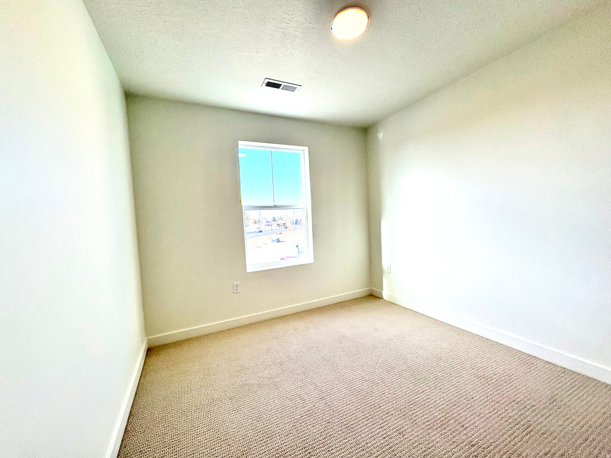 TOWNS ON MAIN - Residential