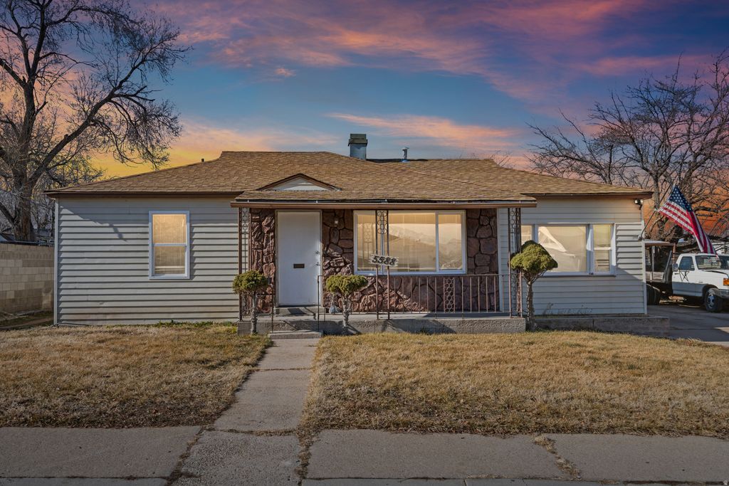 Photo of 5588 S 4170 W, Salt Lake City, UT 84118 (MLS # 2134185)