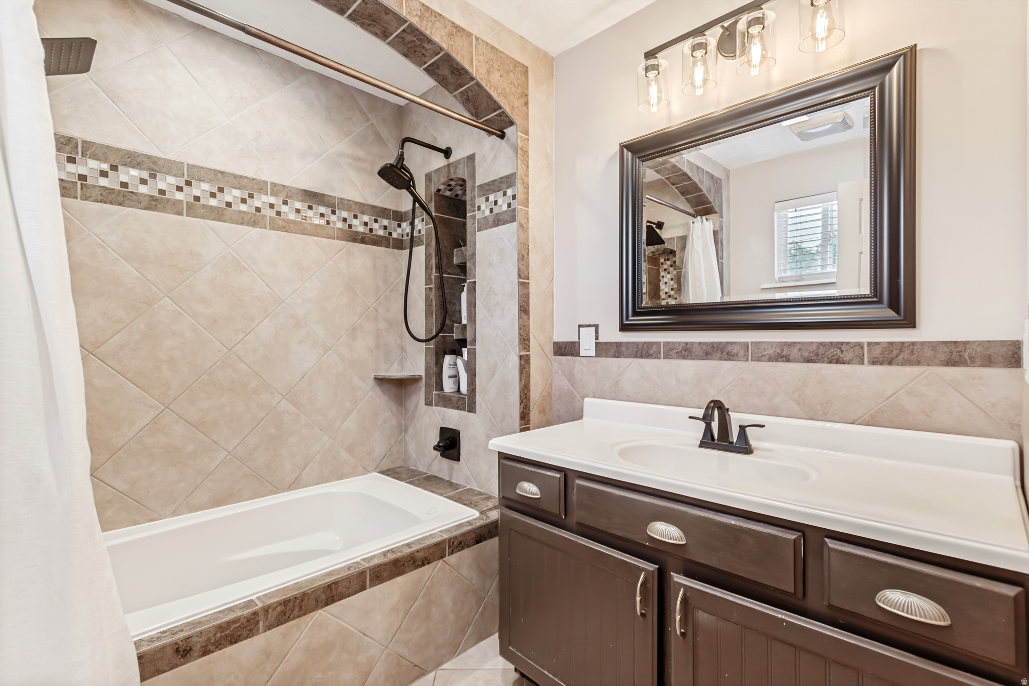 FREEMAN-BUTTERFIELD - Residential