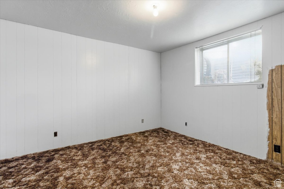 COURTSIDE - Residential