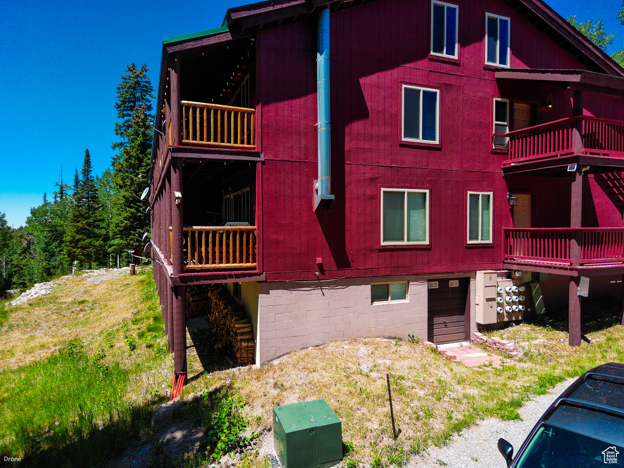 SNOWFLAKE CONDOS - Residential