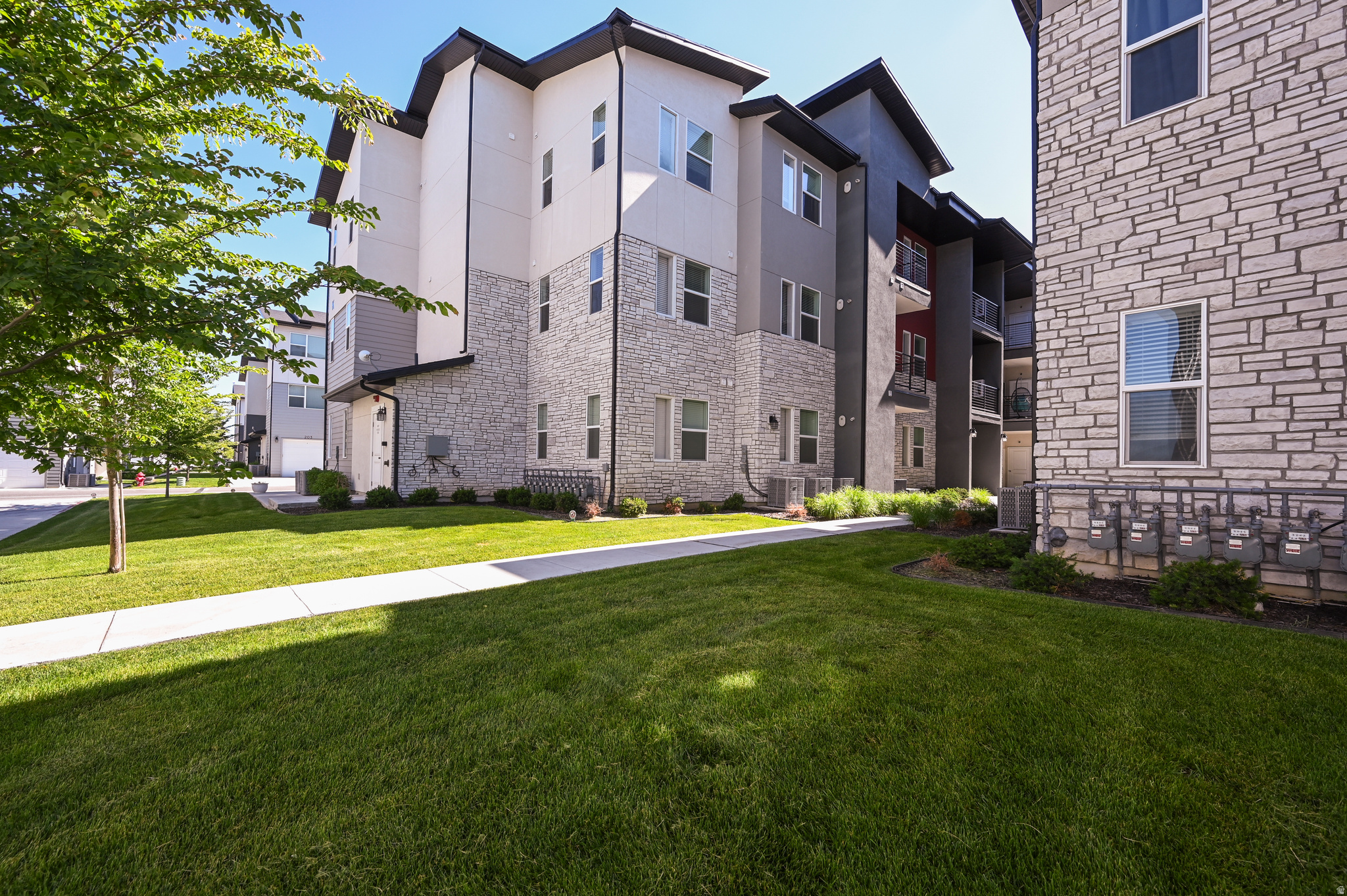 PROVIDENCE GATEWAY - Residential