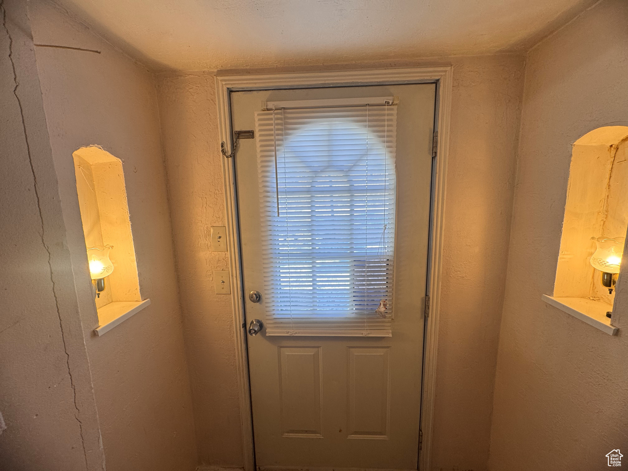 LEONEL BARRIGA MINI SUBDIVISION - Commercial Sale