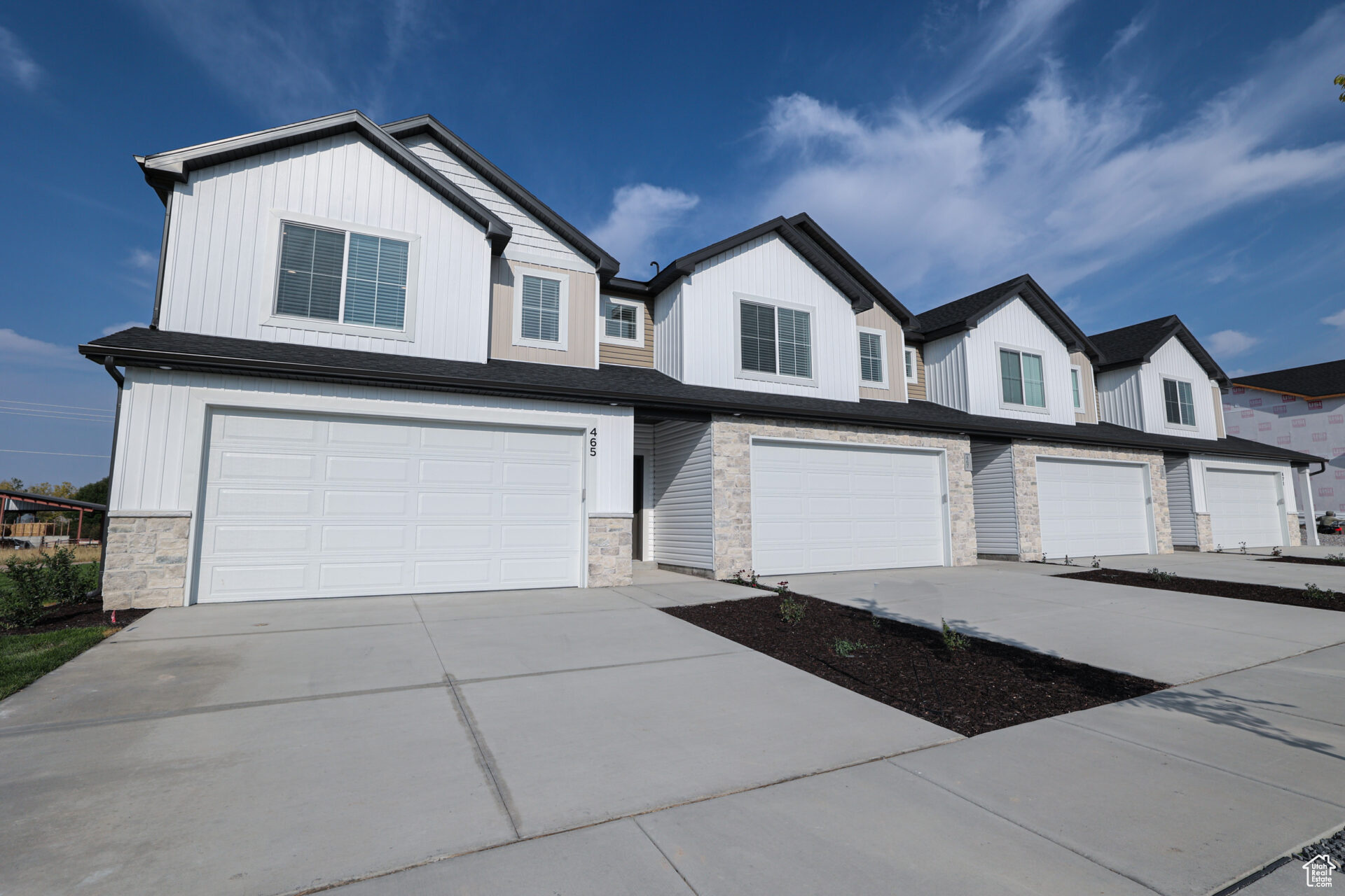 GOLDEN FOREST - Residential