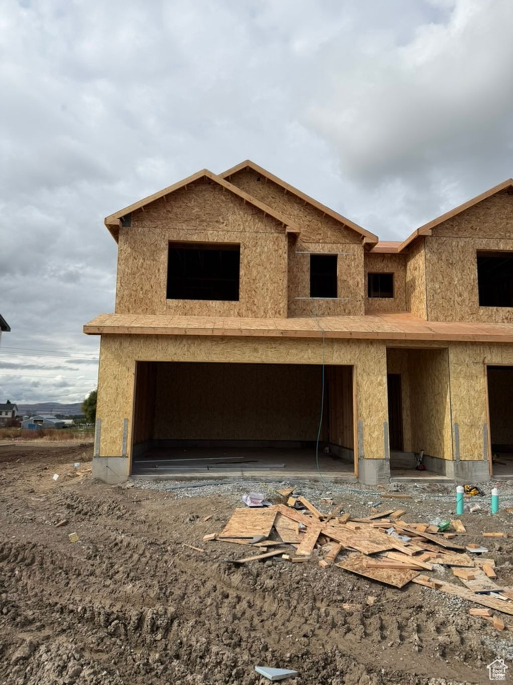 Photo of 593 N 300 W, Smithfield, UT 84335 (MLS # 2119177)