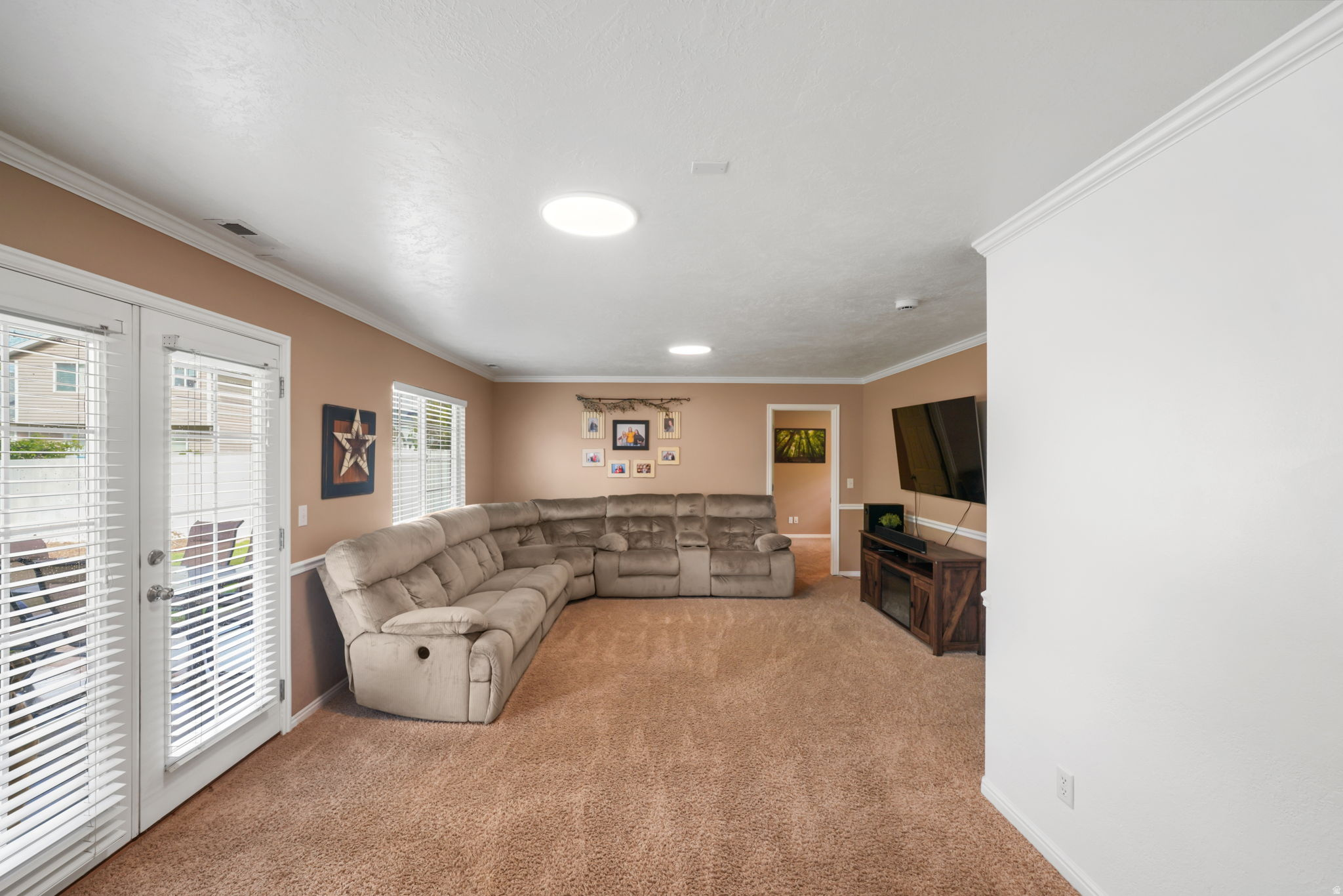 LAKESHORE VILLAGE - Residential