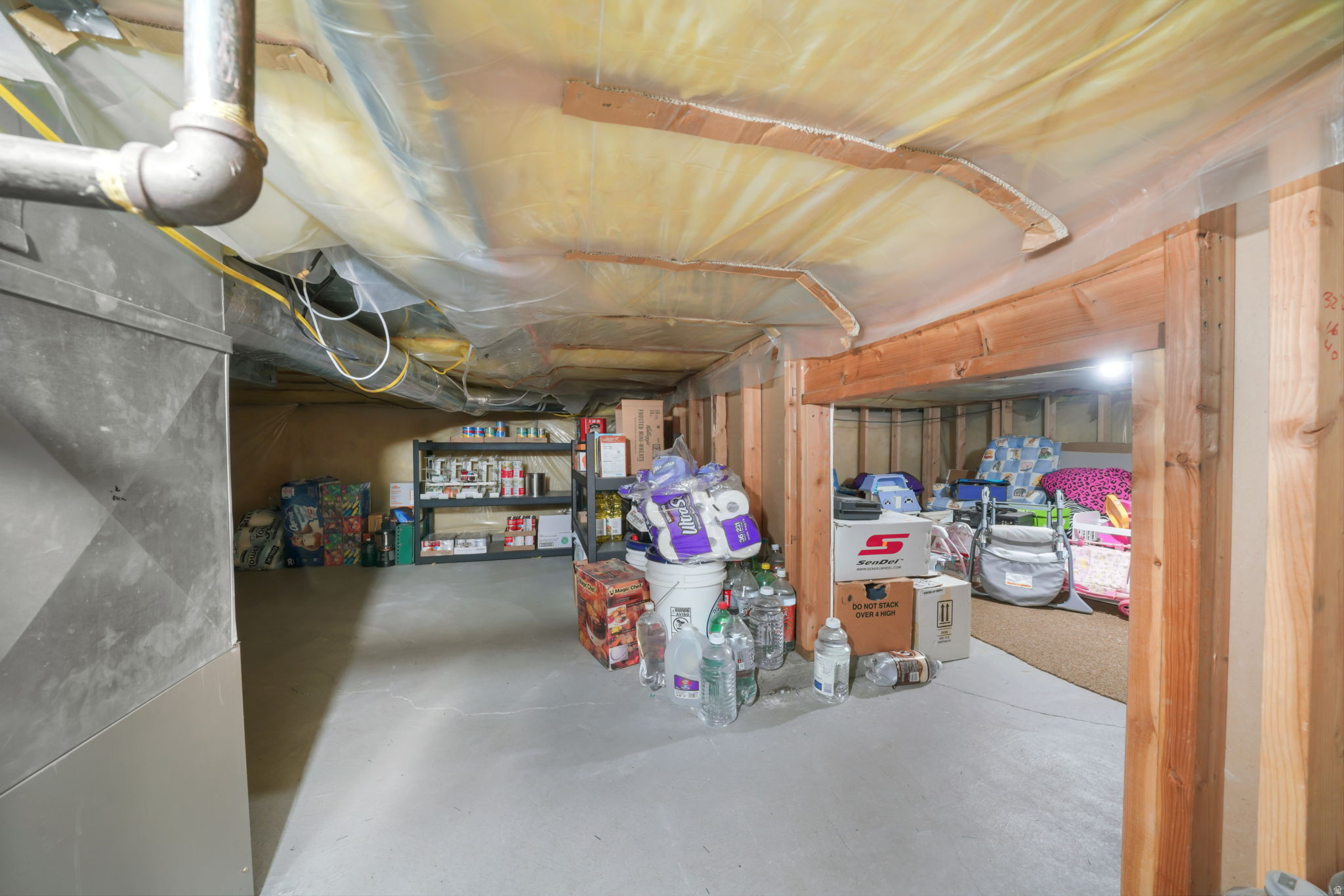 LAKESHORE VILLAGE - Residential