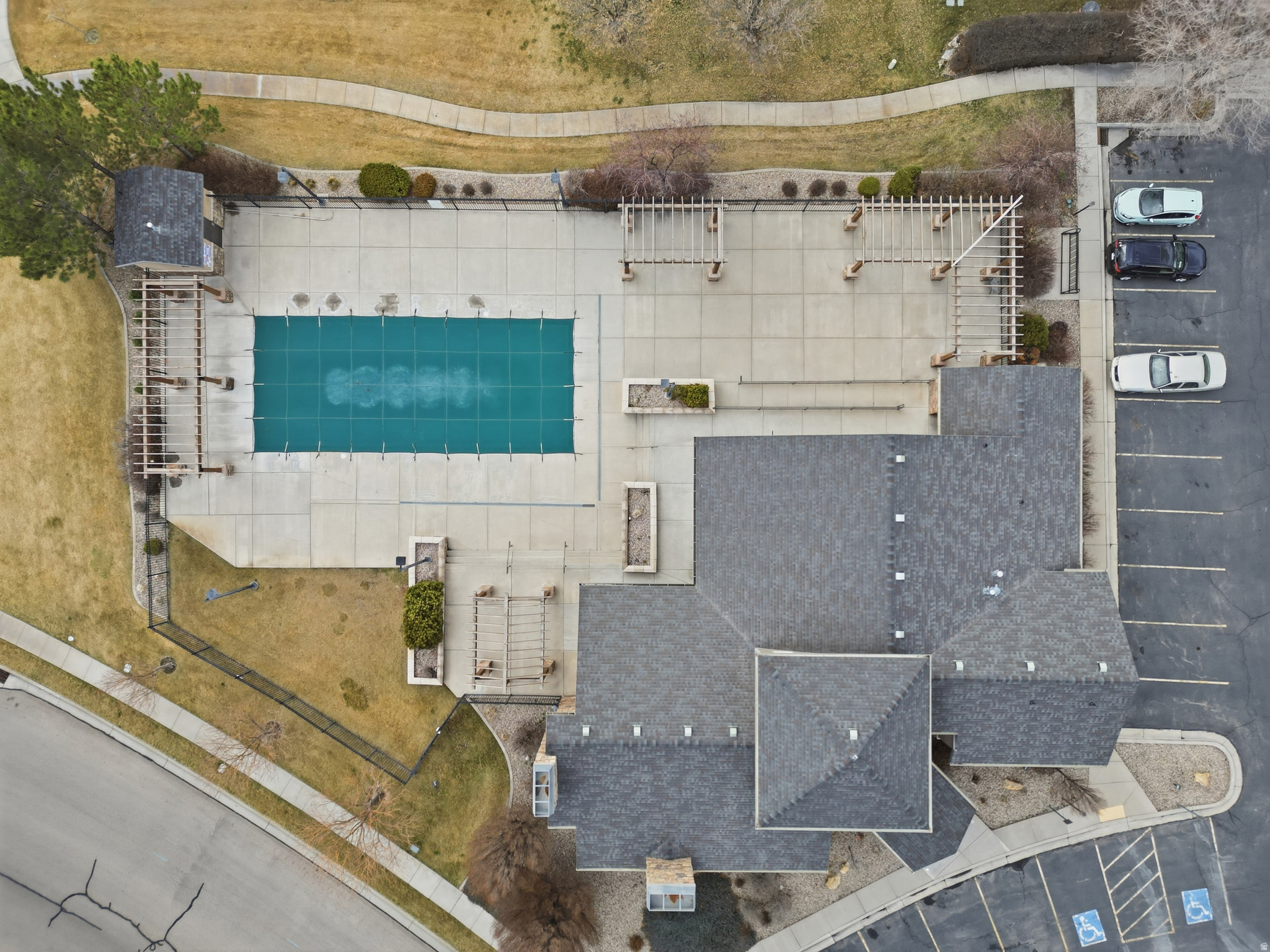 THANKSGIVING MEADOWS - Residential