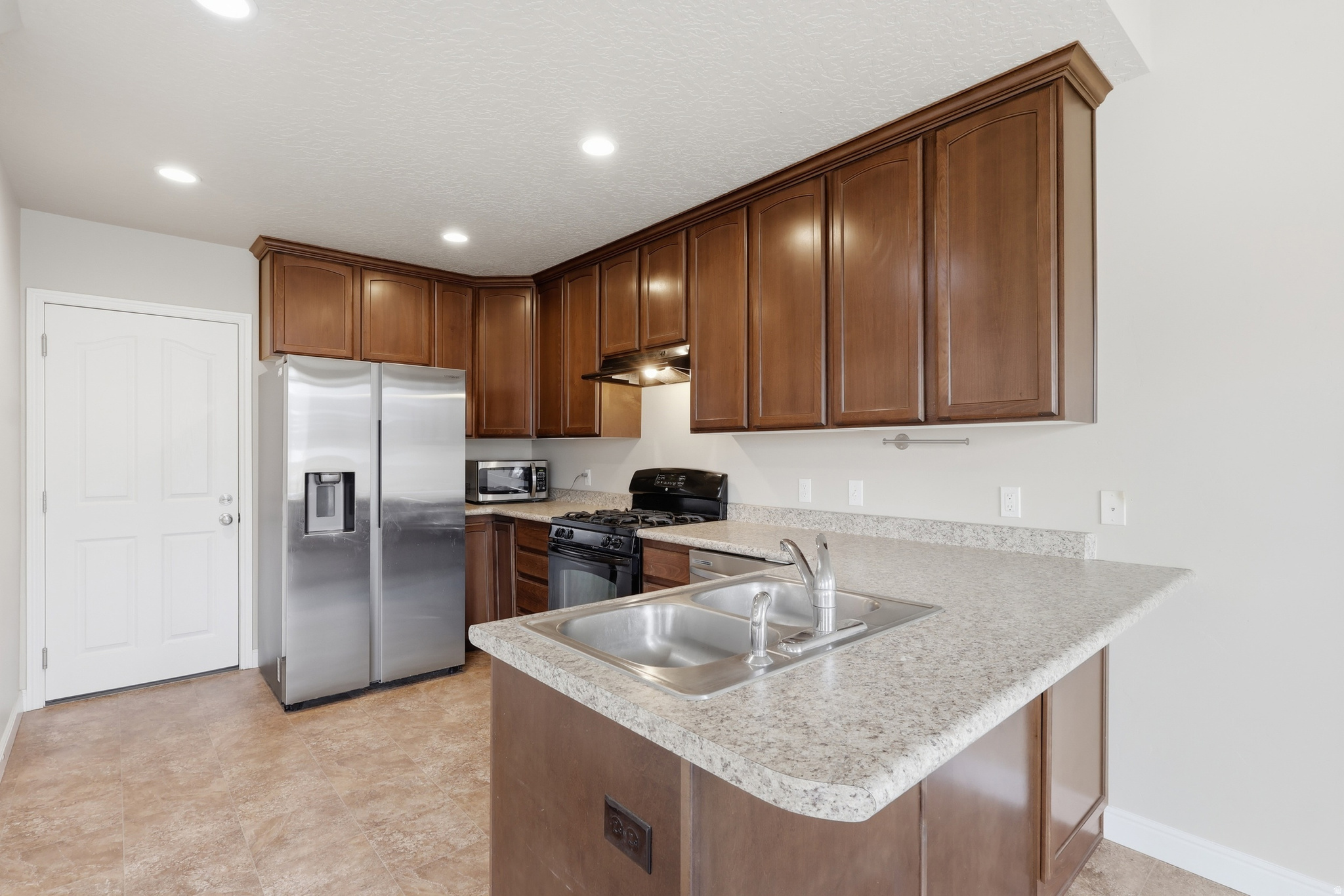 THANKSGIVING MEADOWS - Residential