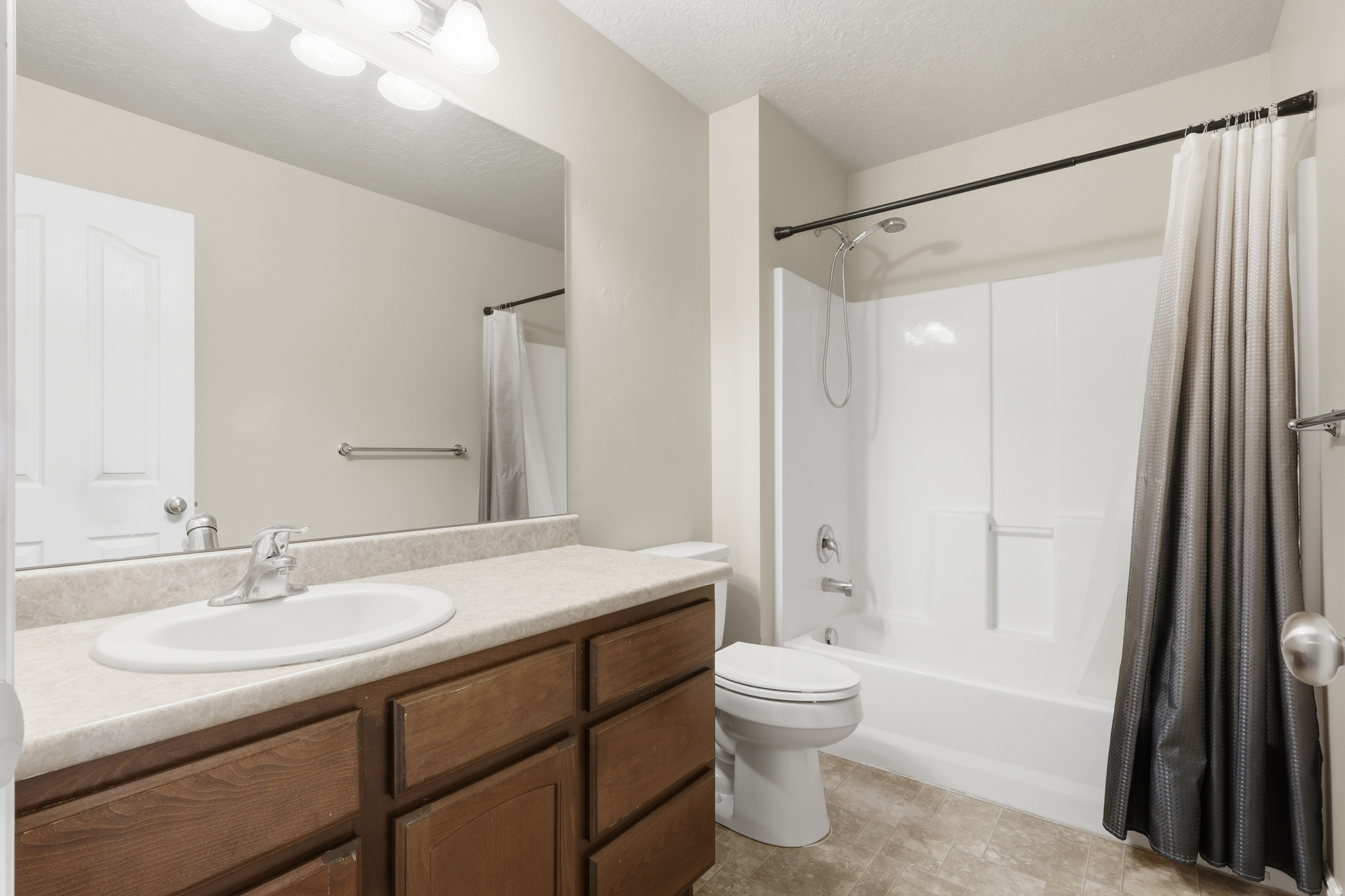 THANKSGIVING MEADOWS - Residential