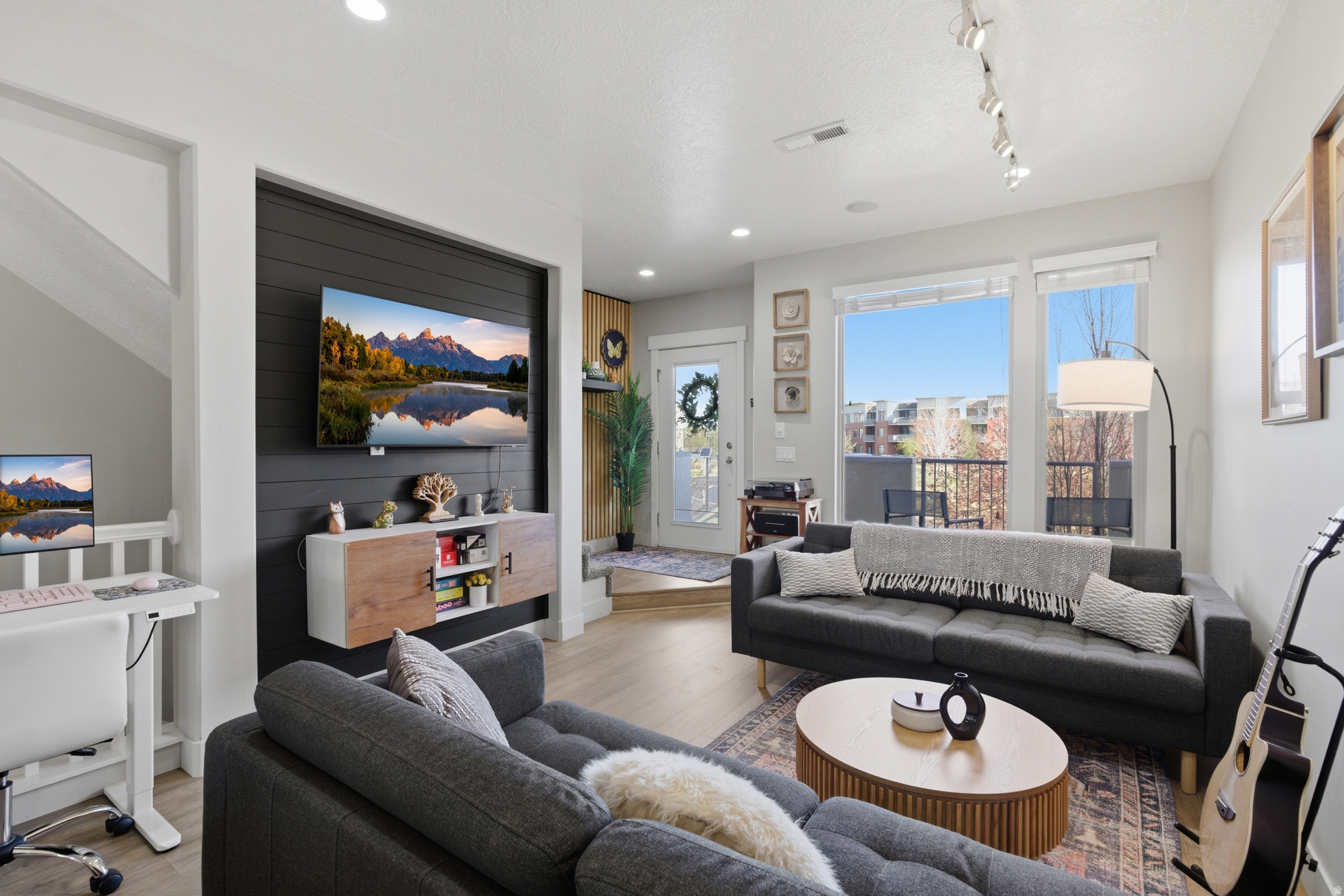 KENNECOTT DAYBREAK V - Residential