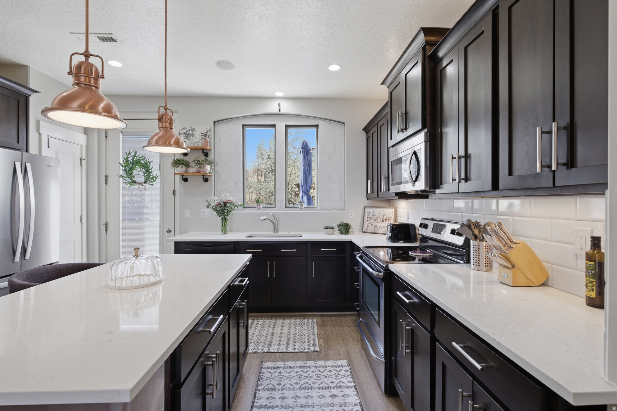 KENNECOTT DAYBREAK V - Residential