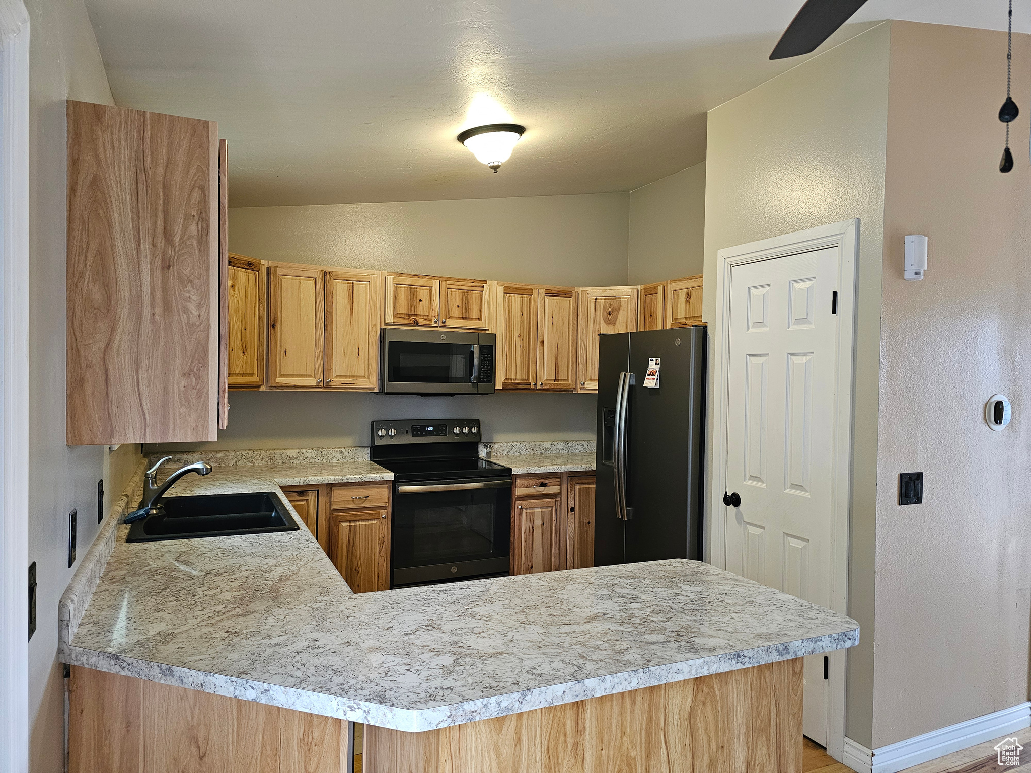 5891 S Blue Meadow Dr, Taylorsville, Utah image 7