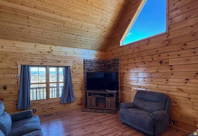 SUNDANCE WEST - Residential