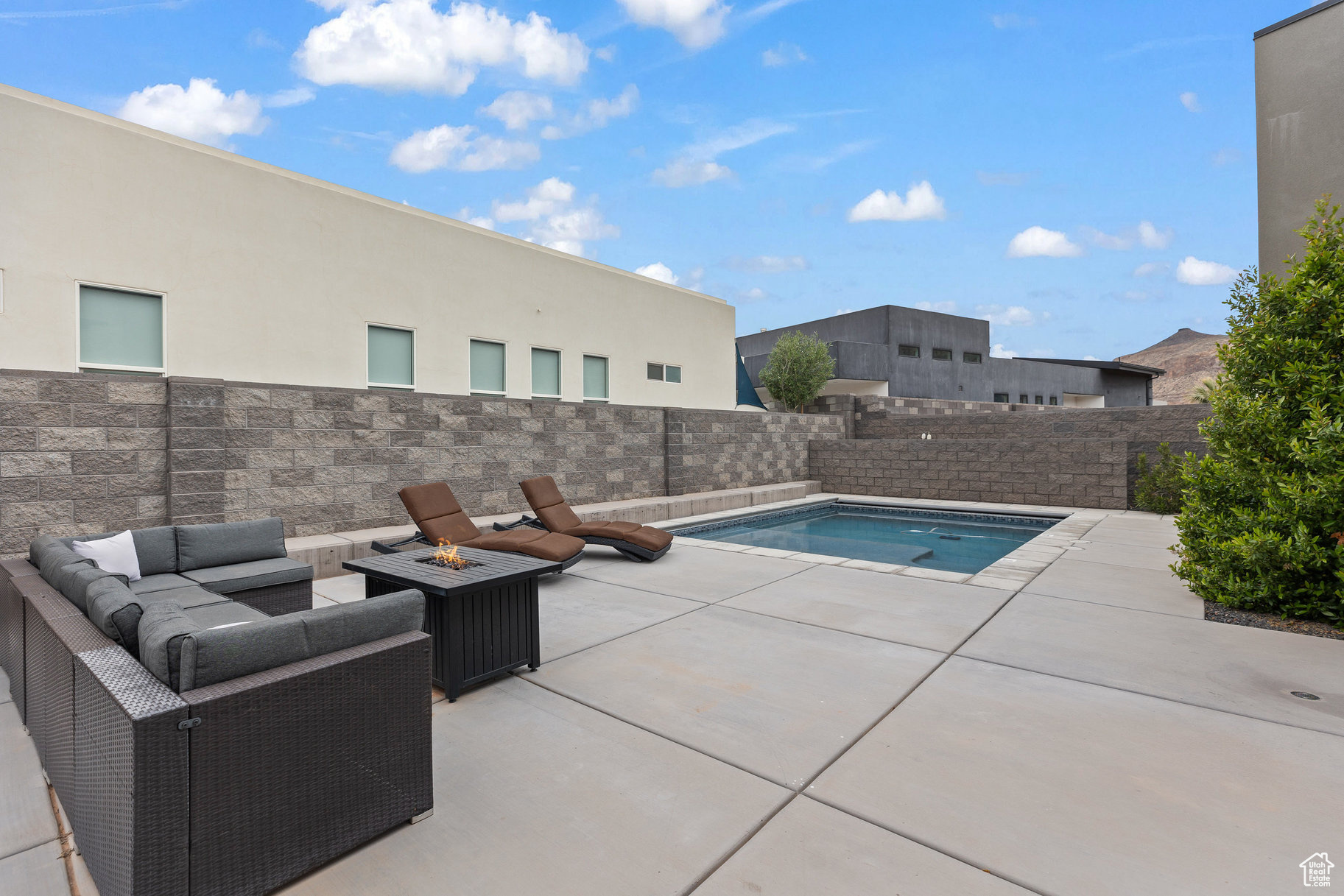 GOLF VIEW EST COP RK - Residential
