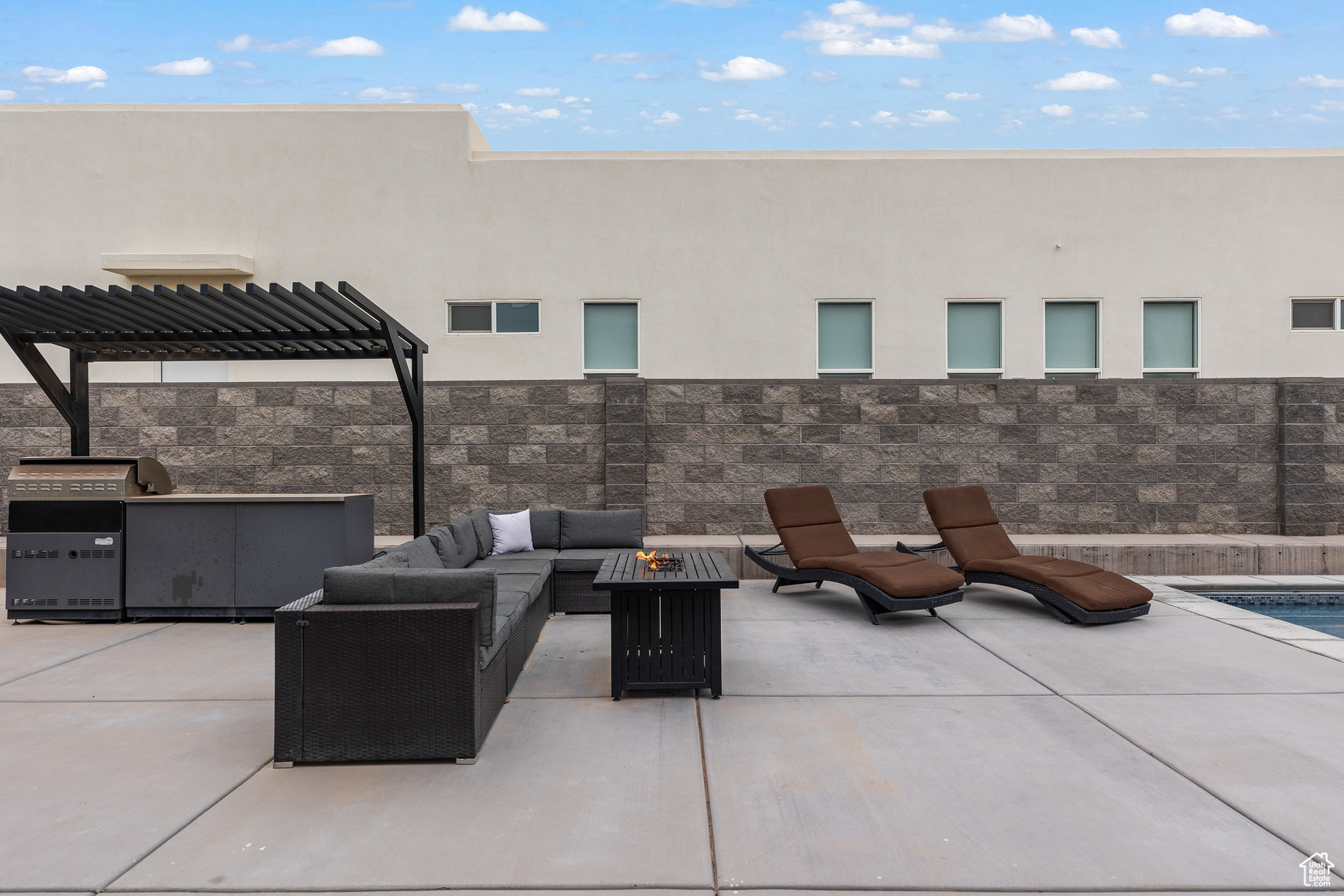 GOLF VIEW EST COP RK - Residential