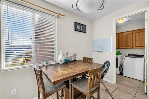 Tiny photo for 3309 E WILLOW SPRINGS DR, Washington, UT 84780 (MLS # 2126336)