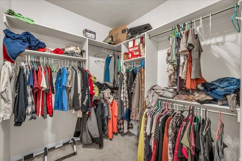 Tiny photo for 3309 E WILLOW SPRINGS DR, Washington, UT 84780 (MLS # 2126336)