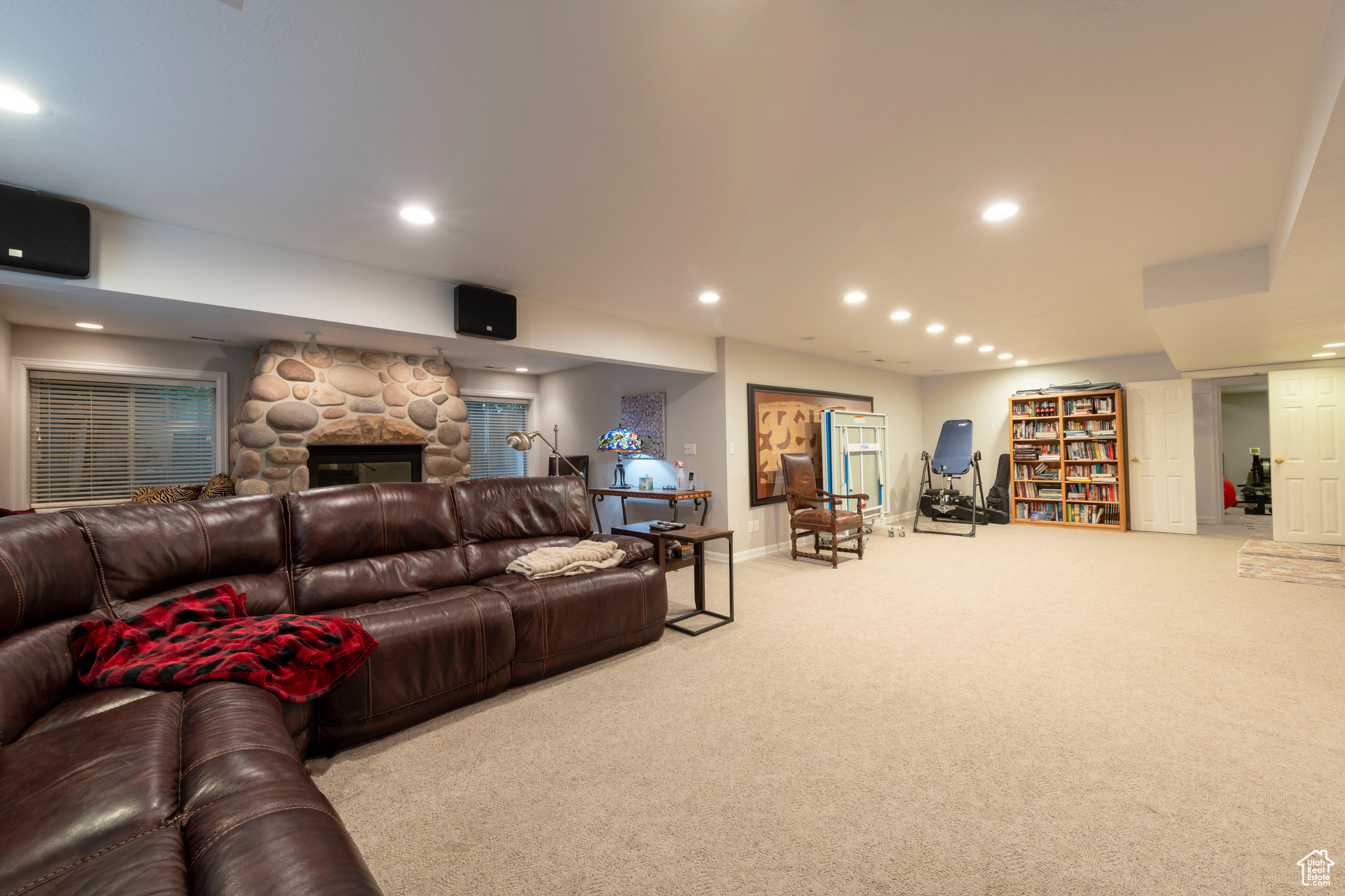 COUNTRY GARDEN ESTATES - Residential
