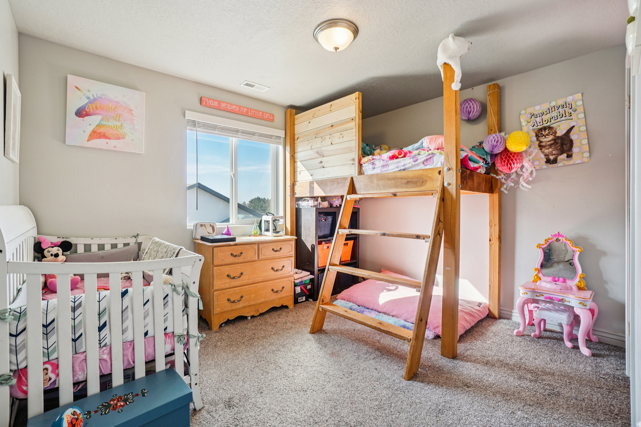 HOLLOW ESTATES - Residential