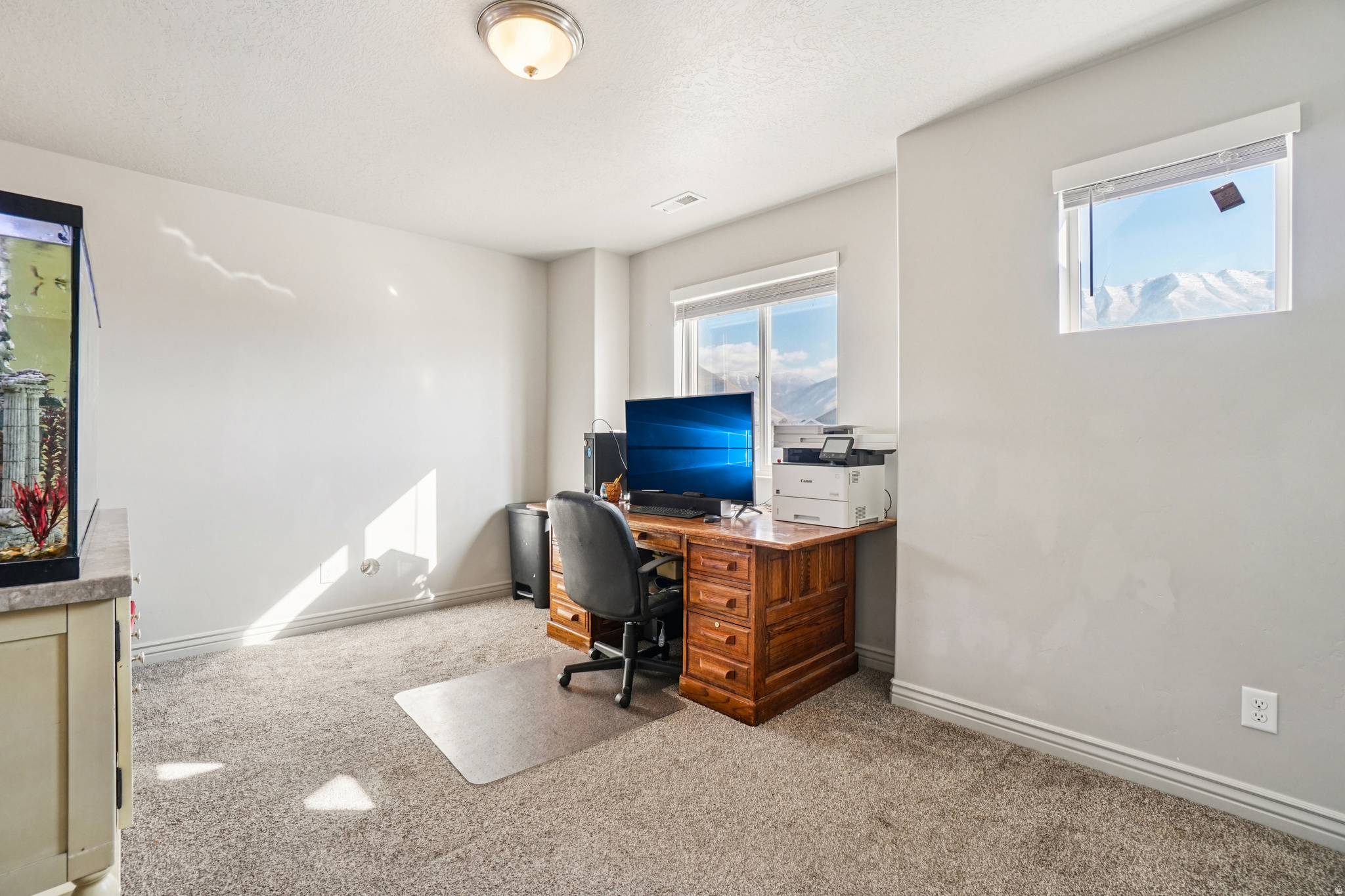 HOLLOW ESTATES - Residential