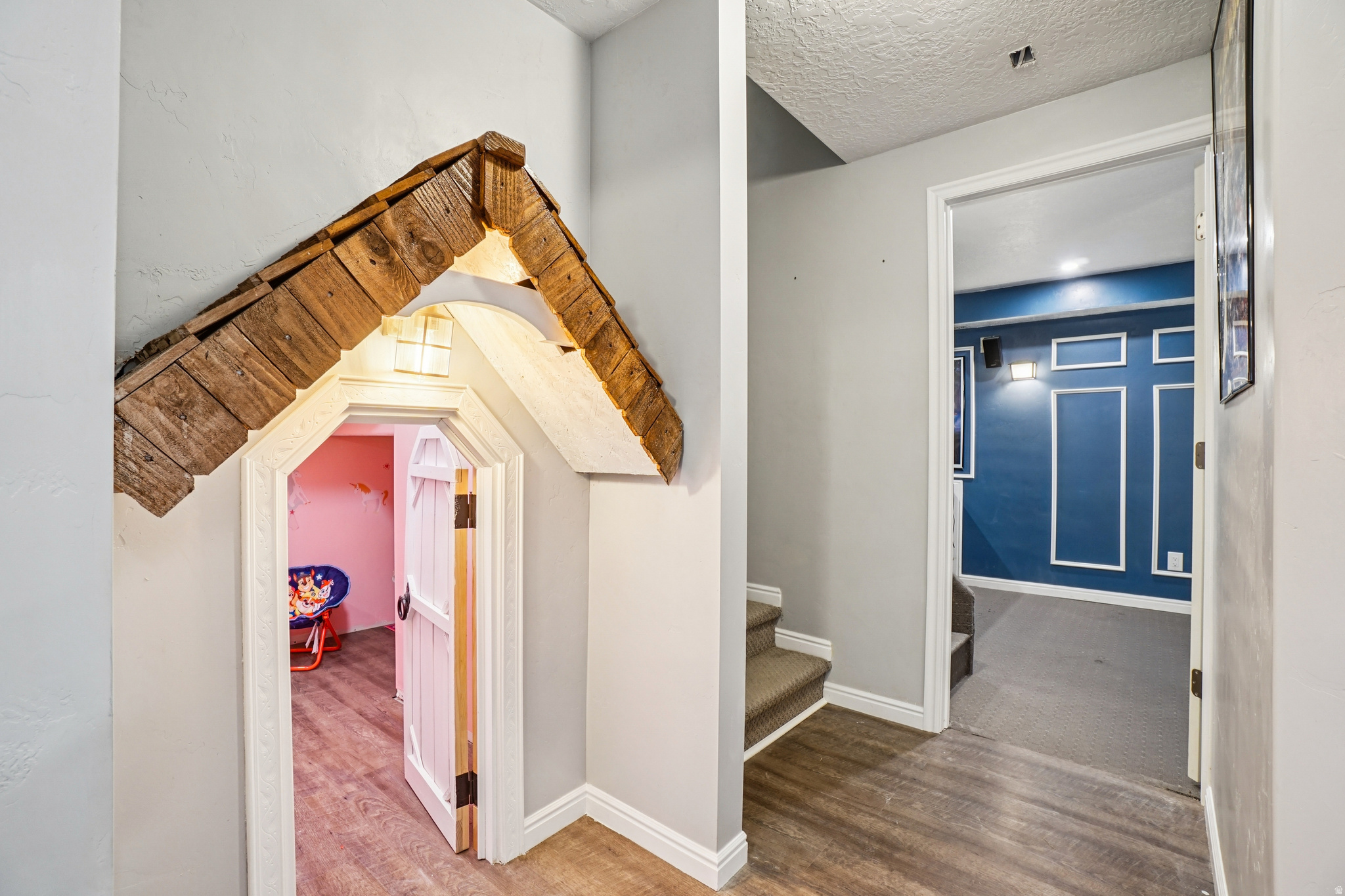 HOLLOW ESTATES - Residential