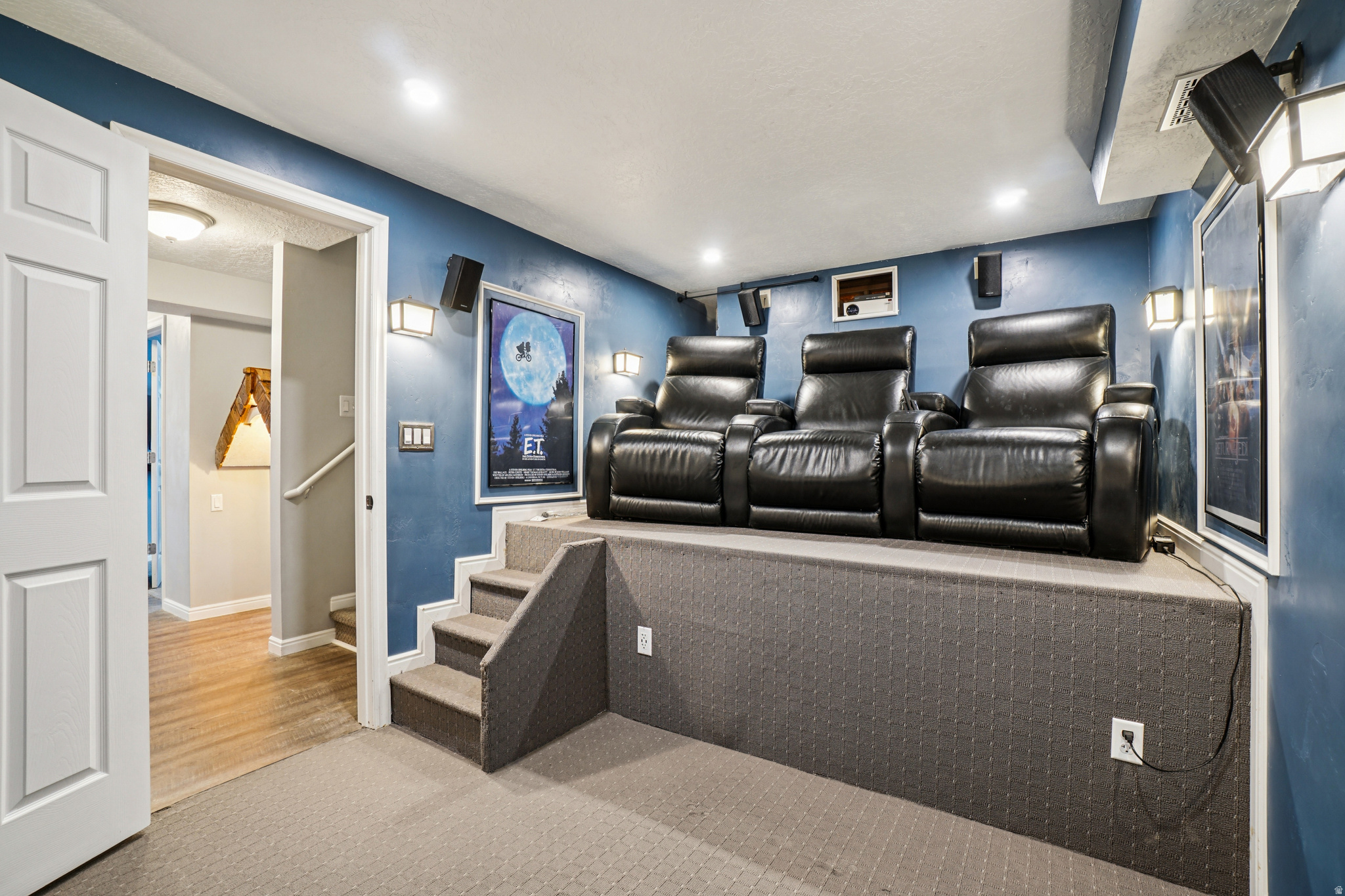 HOLLOW ESTATES - Residential