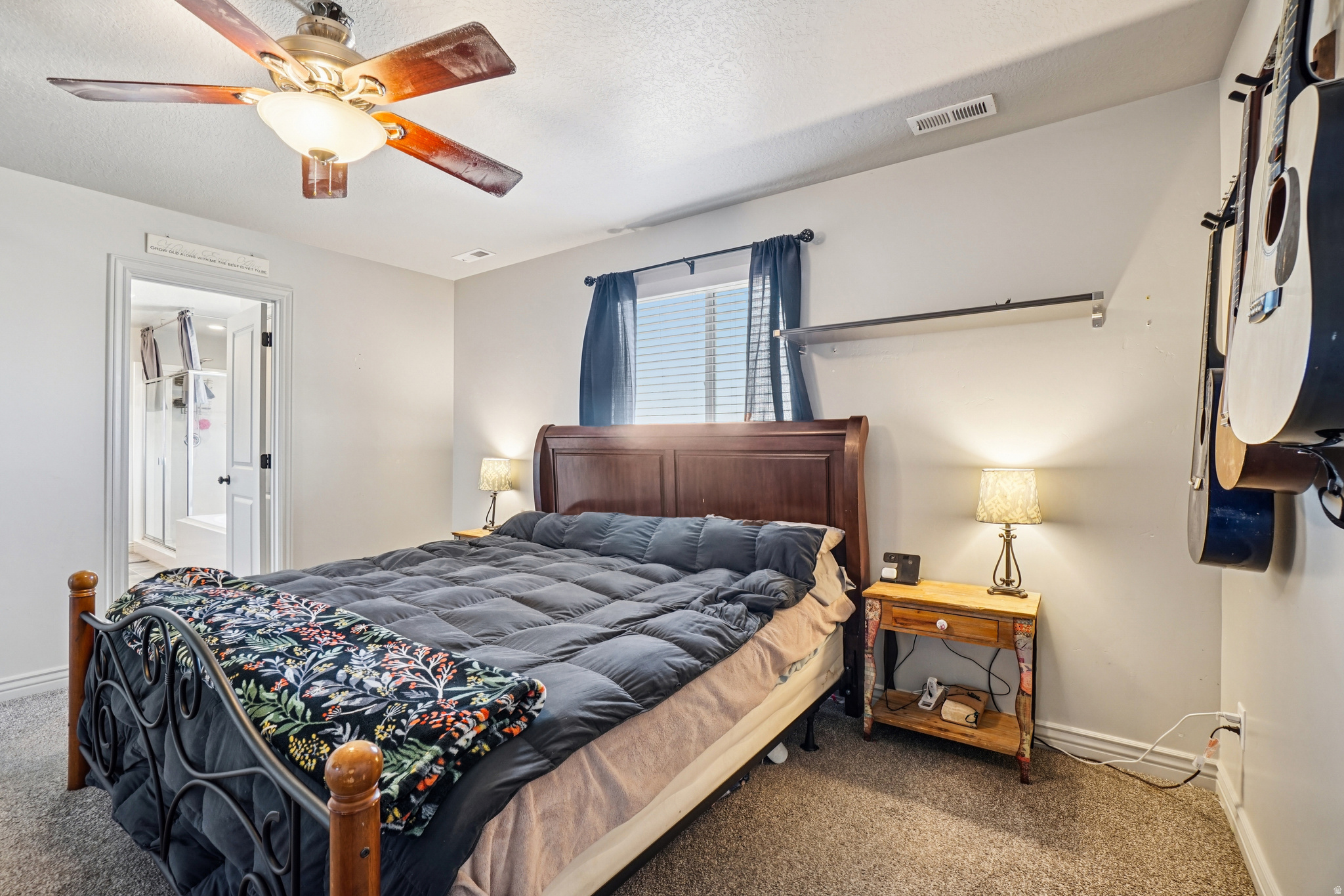 HOLLOW ESTATES - Residential