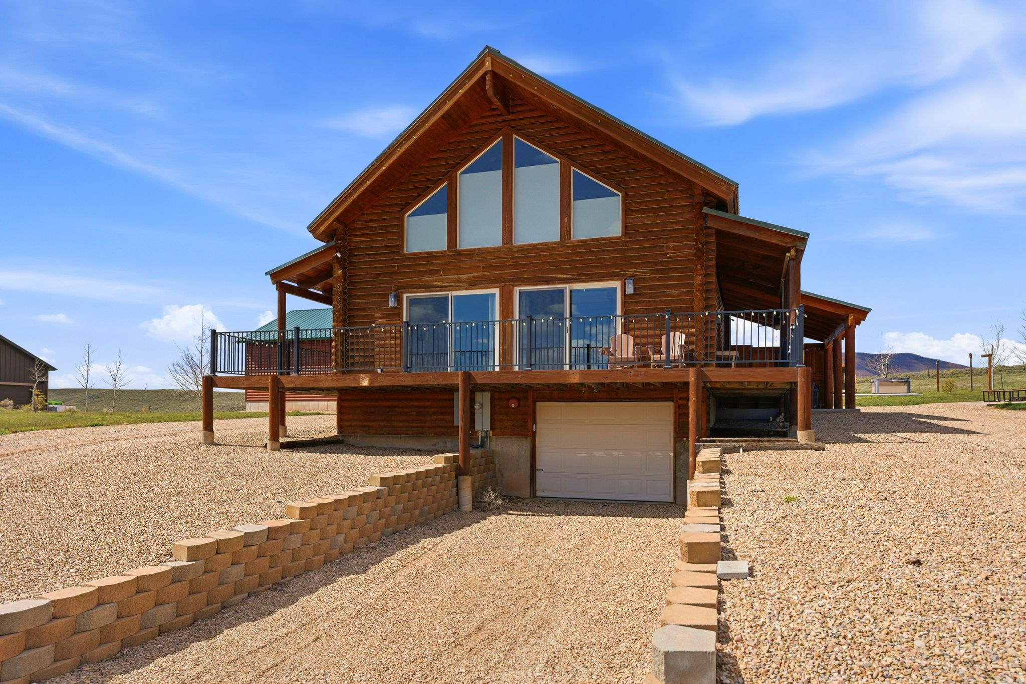 STRAWBERRY LAKEVIEW - Residential