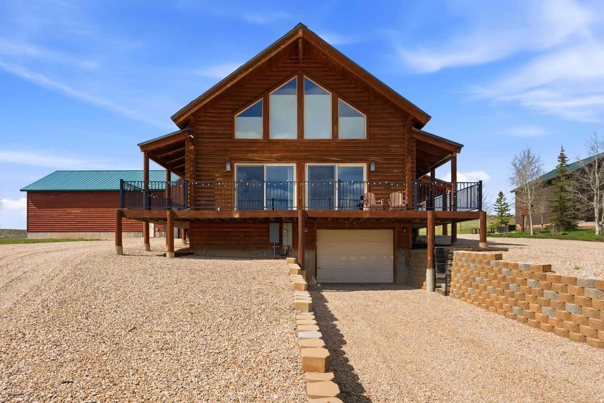 STRAWBERRY LAKEVIEW - Residential