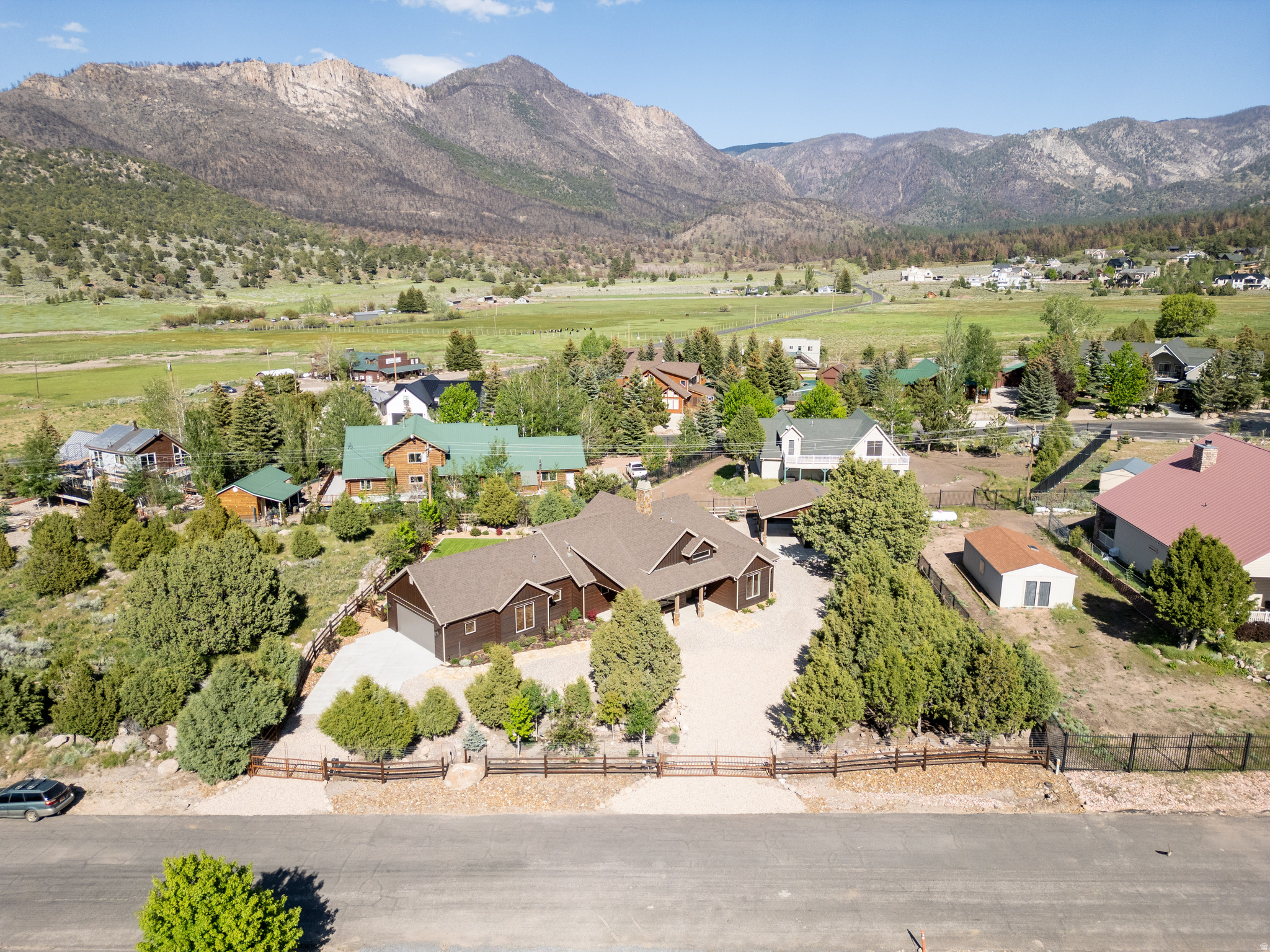 PINE ACRES - Residential