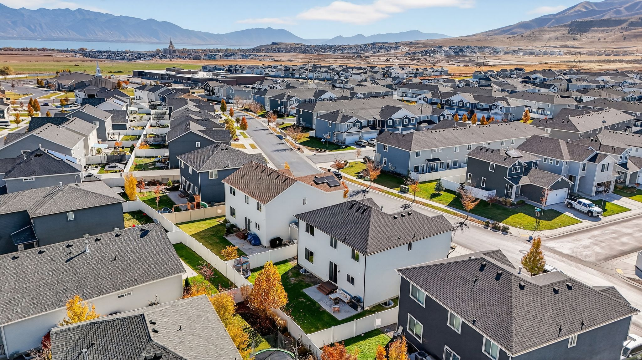 SILVERLAKE - Residential