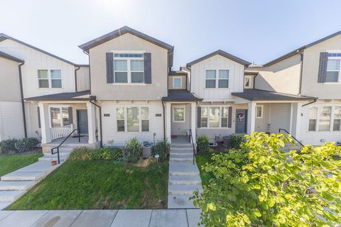 Photo of 2176 W 1735 S, West Haven, UT 84401 (MLS # 2125998)