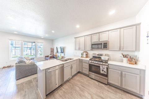 Tiny photo for 2176 W 1735 S, West Haven, UT 84401 (MLS # 2125998)