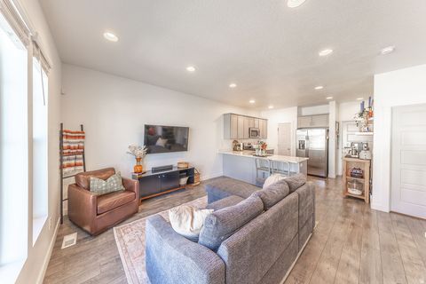 Tiny photo for 2176 W 1735 S, West Haven, UT 84401 (MLS # 2125998)