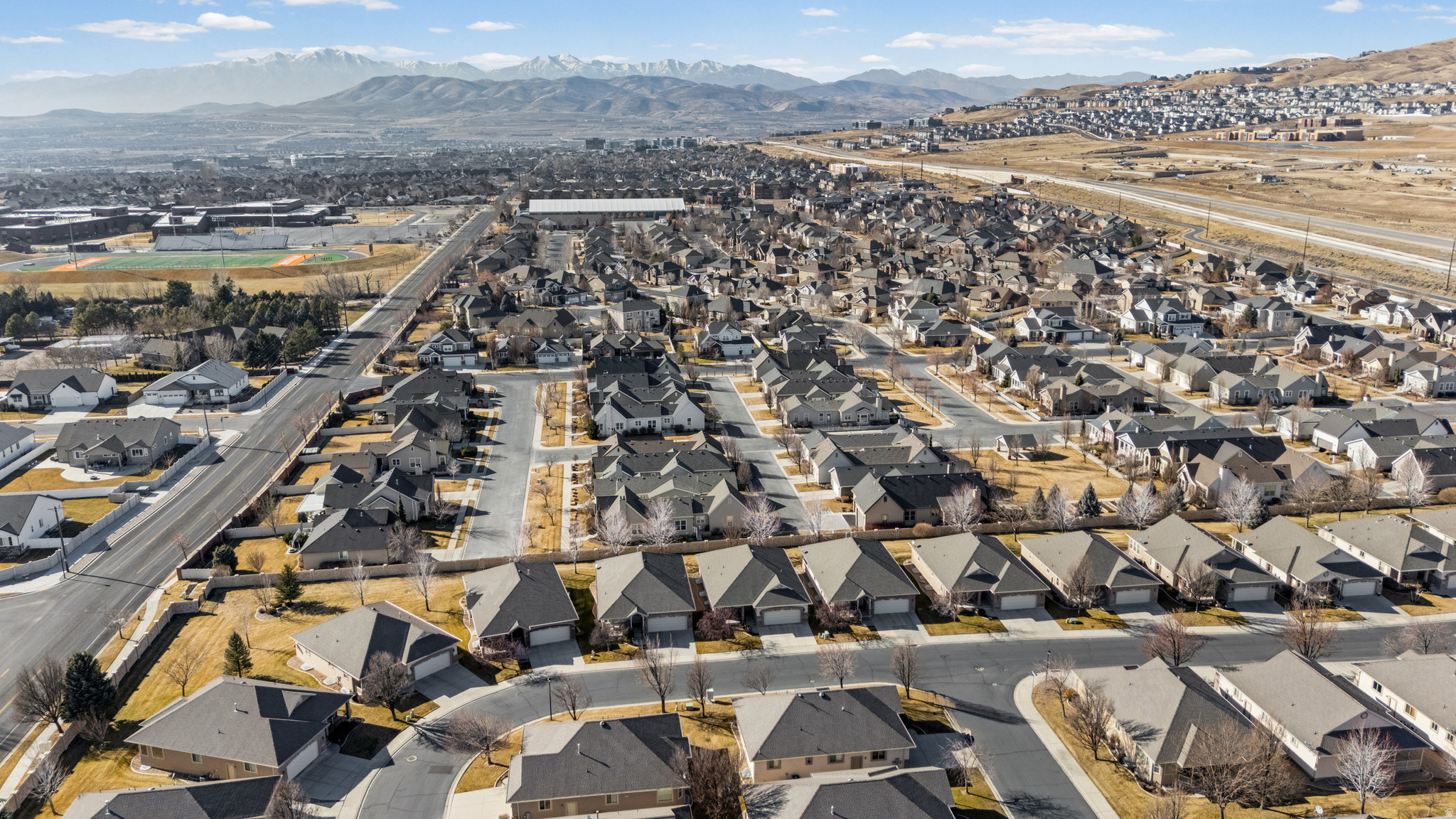 BROOKHAVEN VILLAS - Residential