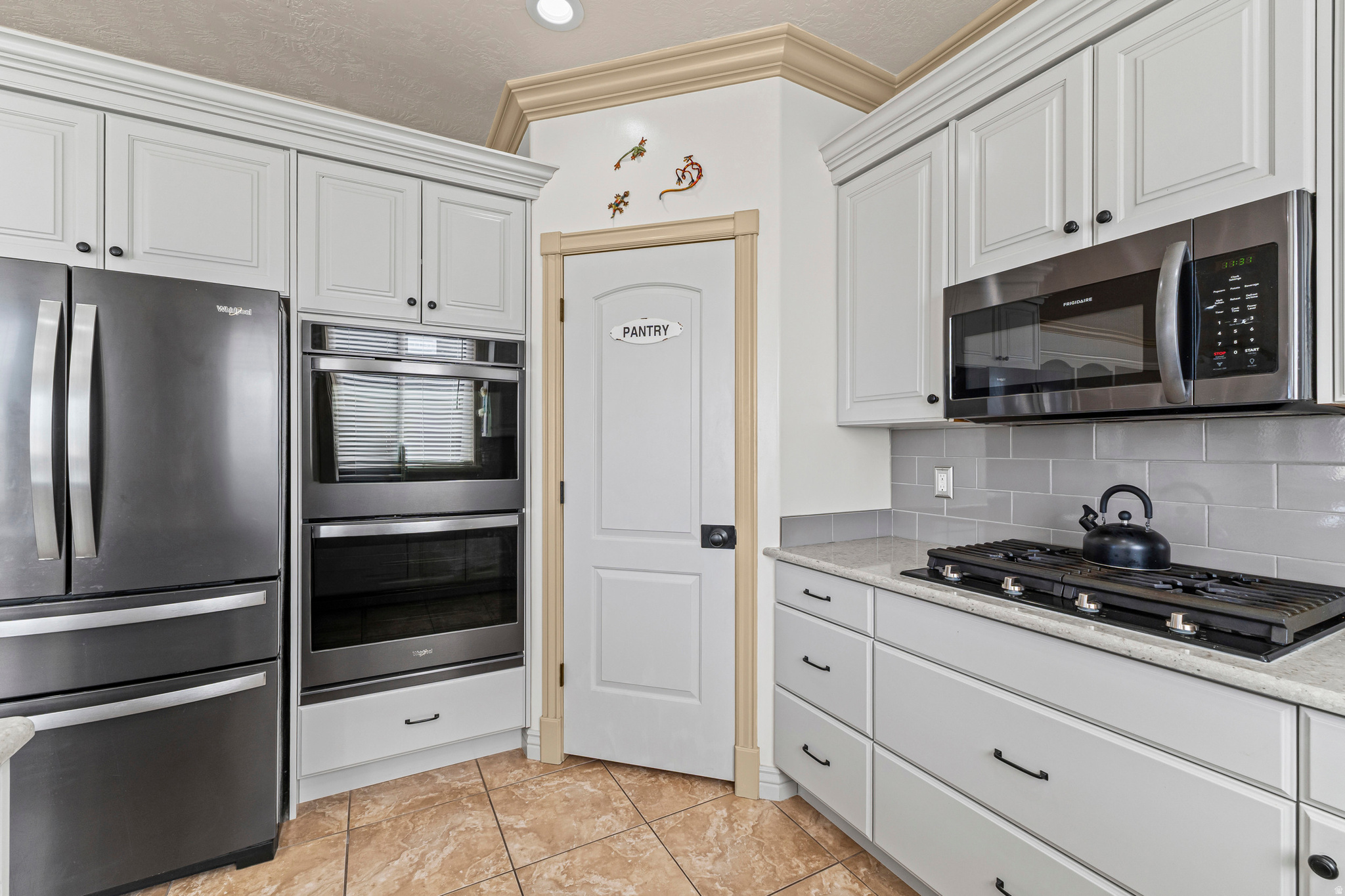 BROOKHAVEN VILLAS - Residential