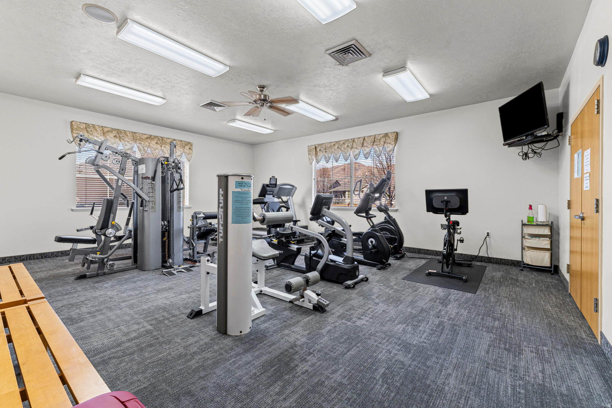 BROOKHAVEN VILLAS - Residential