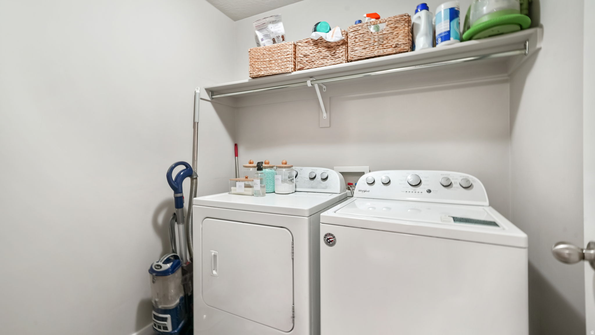 LAKE VIEW TERRACE - Residential