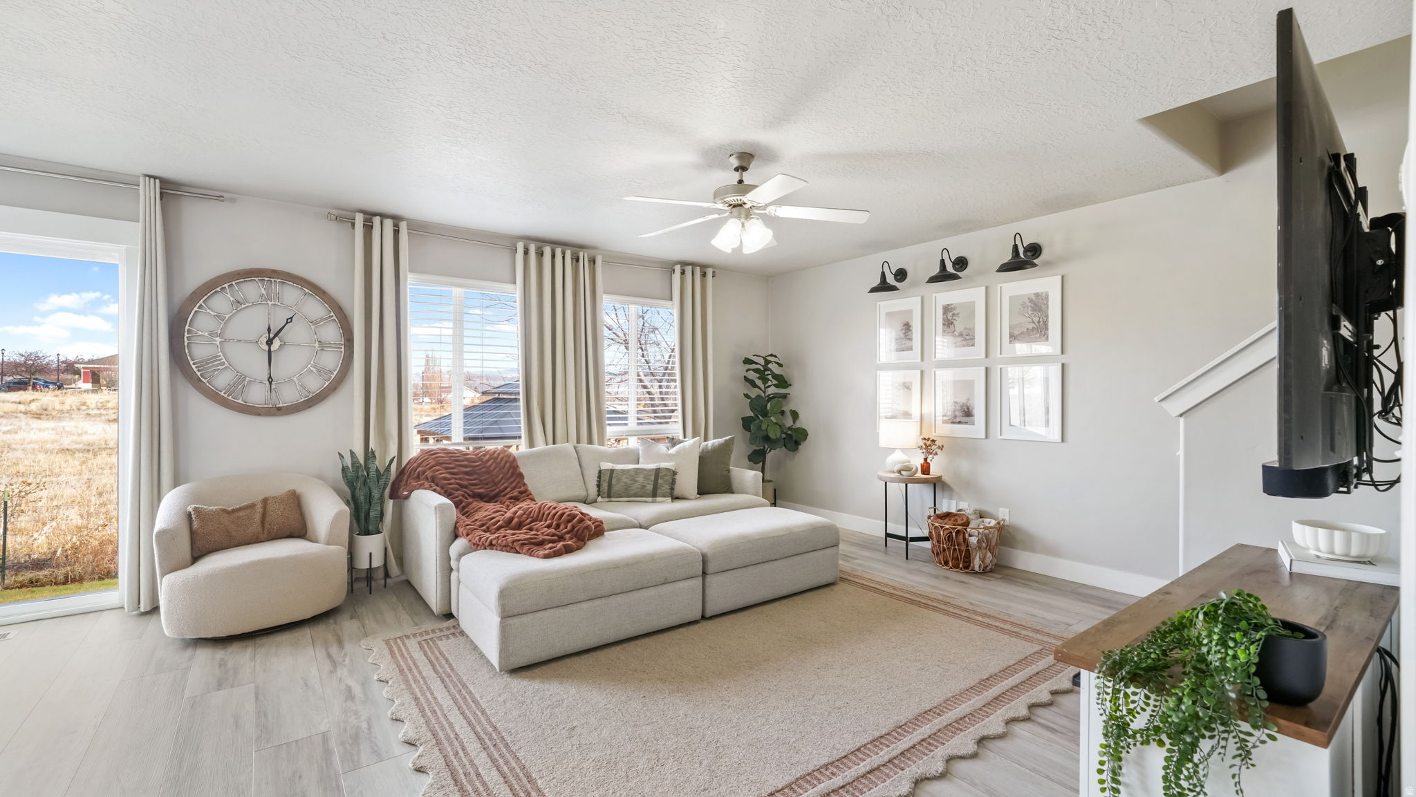 LAKE VIEW TERRACE - Residential