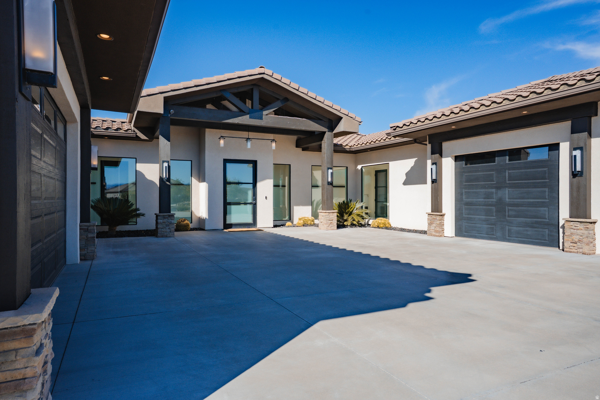 TUSCANY HILLS - Residential