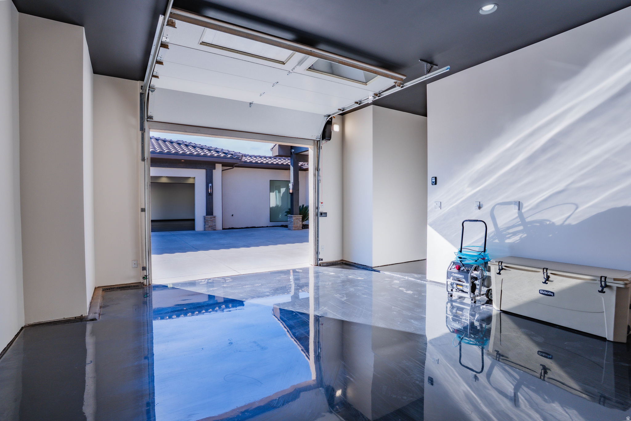 TUSCANY HILLS - Residential