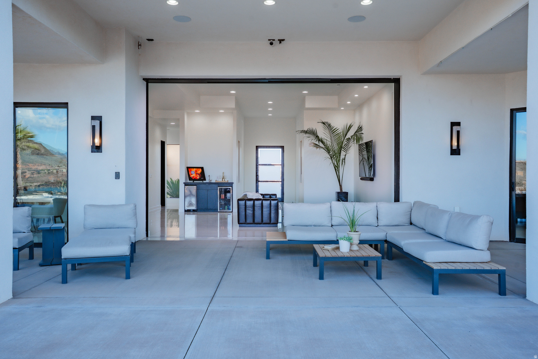 TUSCANY HILLS - Residential