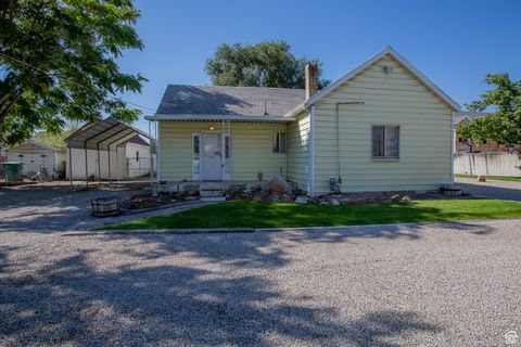 Tiny photo for 8686 S TEMPLE DR Dr W, West Jordan, UT 84088 (MLS # 2118840)