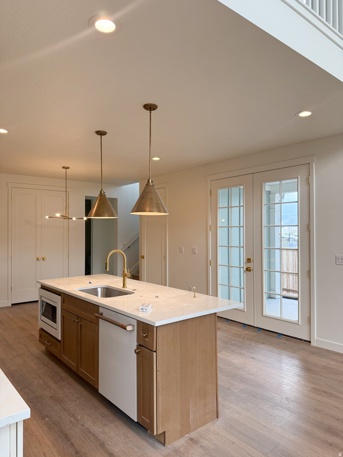 DAYBREAK - Residential