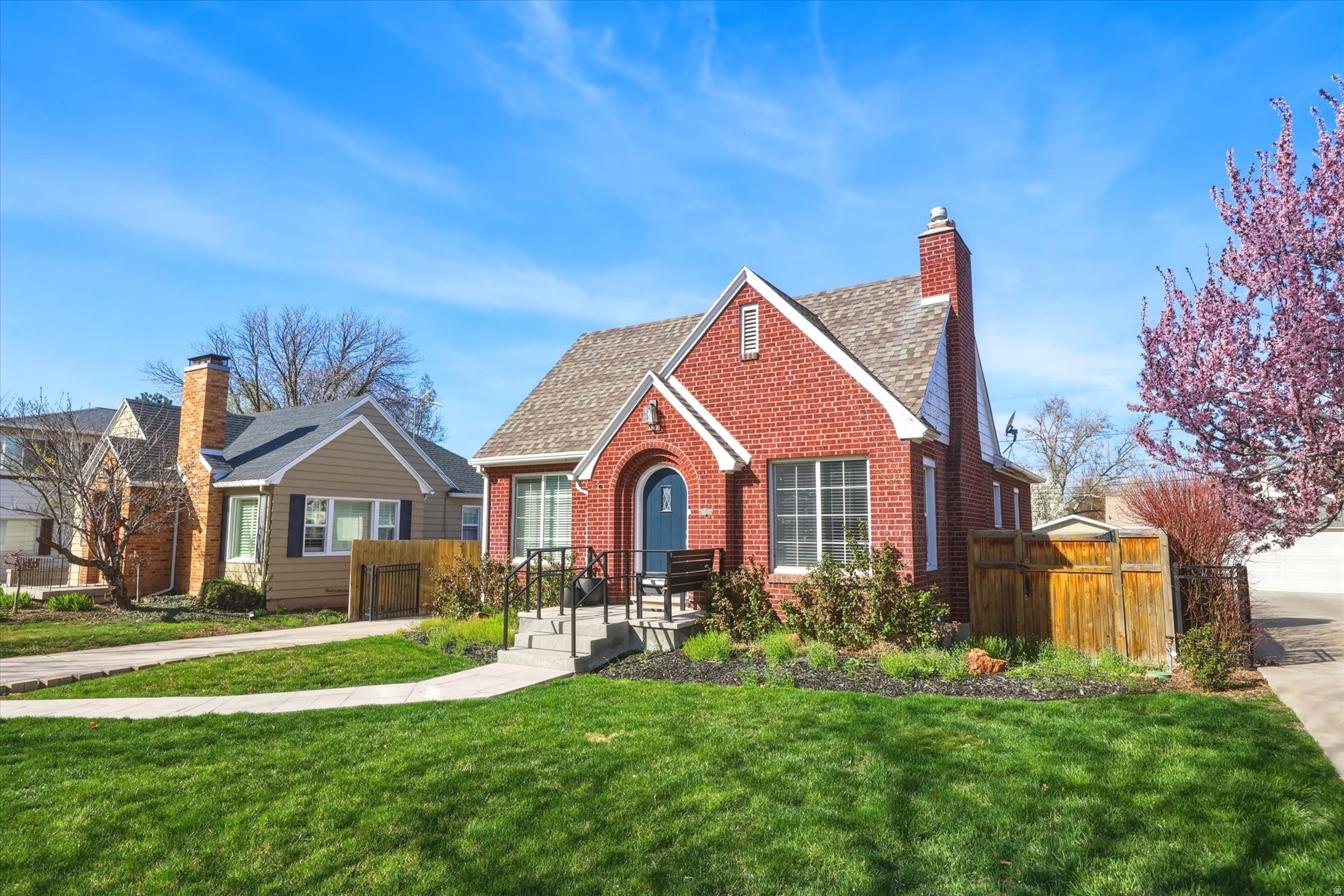 HIGHLAND PARK - Residential