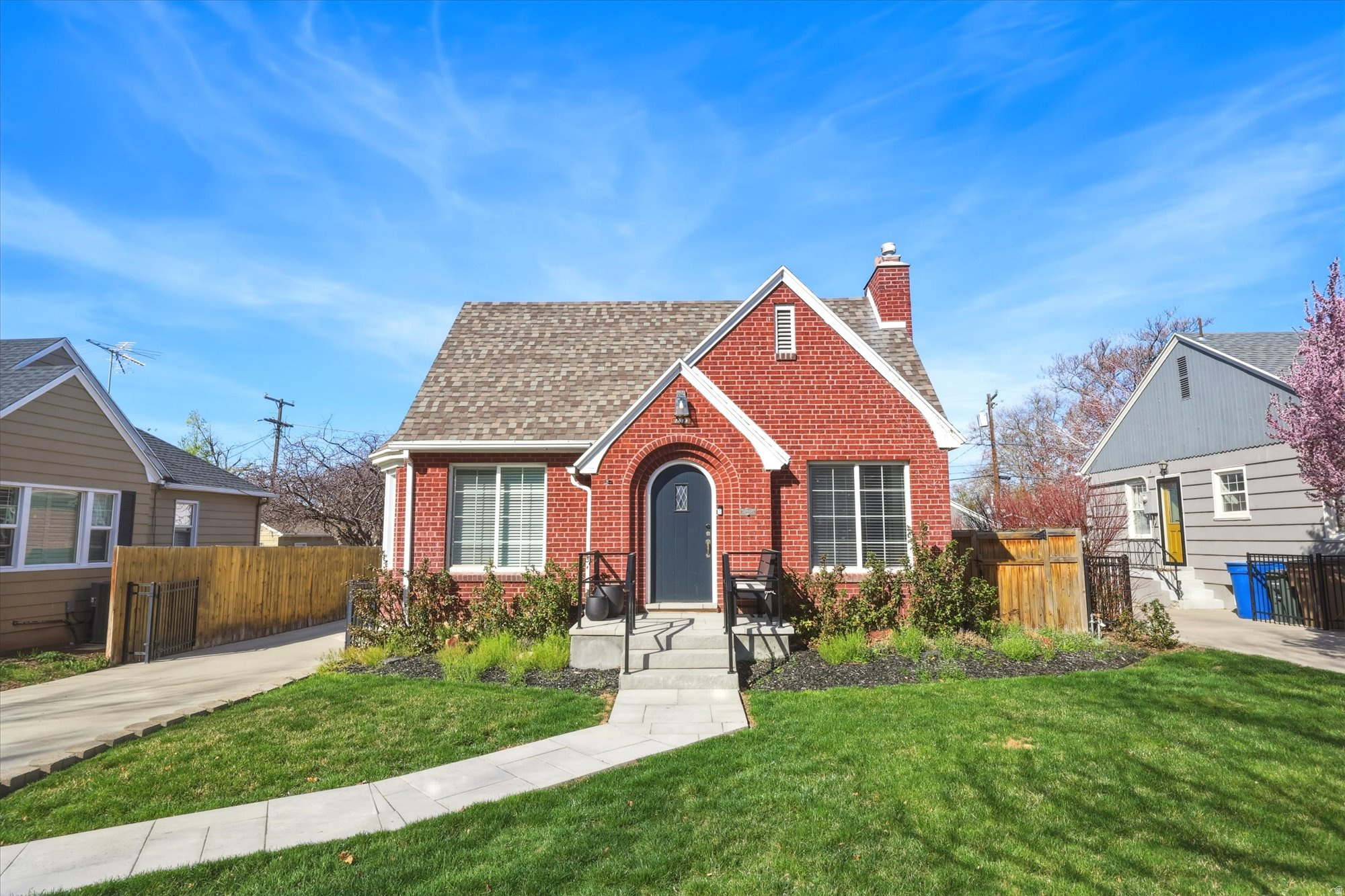 HIGHLAND PARK - Residential