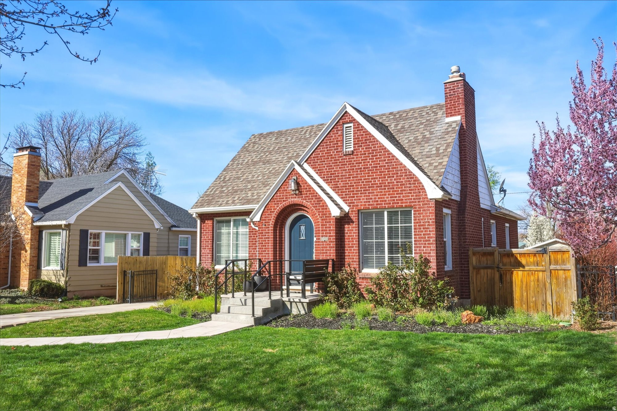 HIGHLAND PARK - Residential