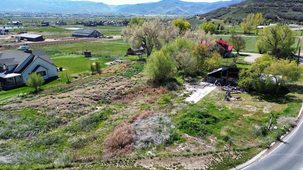 Photo of 464 E SALAZAR SPRING RD RD #3, Midway, UT 84049 (MLS # 2155064)