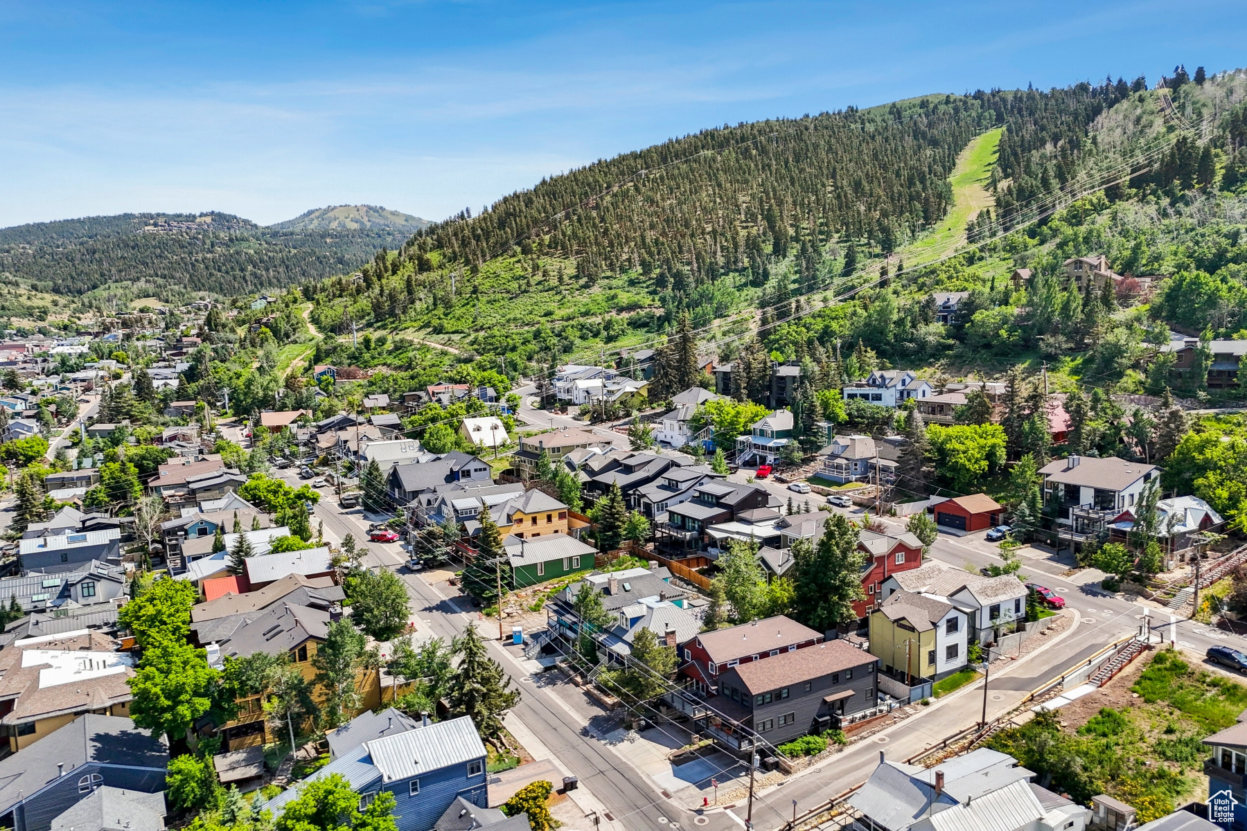 Park City, Utah 84060, United States, 3 Bedrooms Bedrooms, ,4 BathroomsBathrooms,Residential,Pending,182977